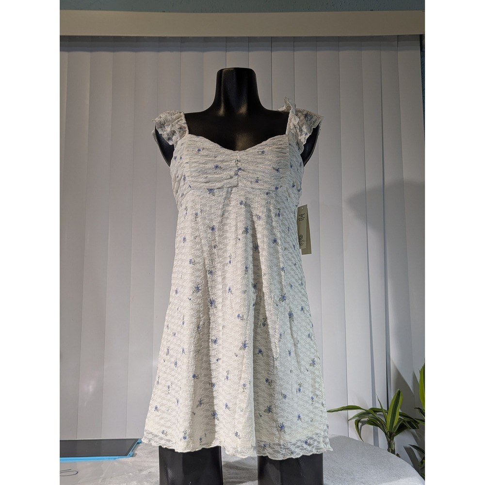 No Boundaries Ruched Edge Dress Womens L White NWT Floral Lace Mini Ruffle